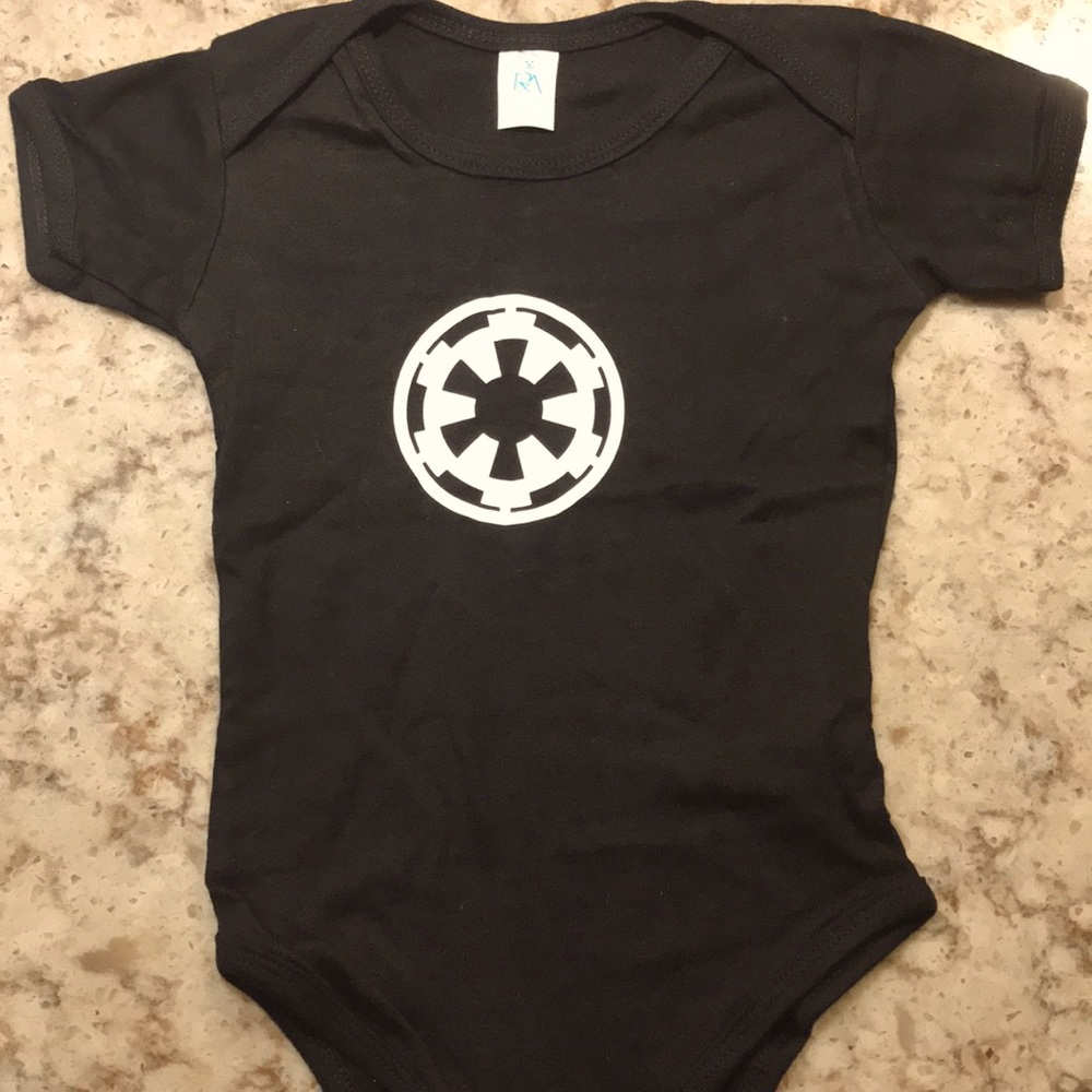 6-12m Onesie Star Wars Empire Darkside
